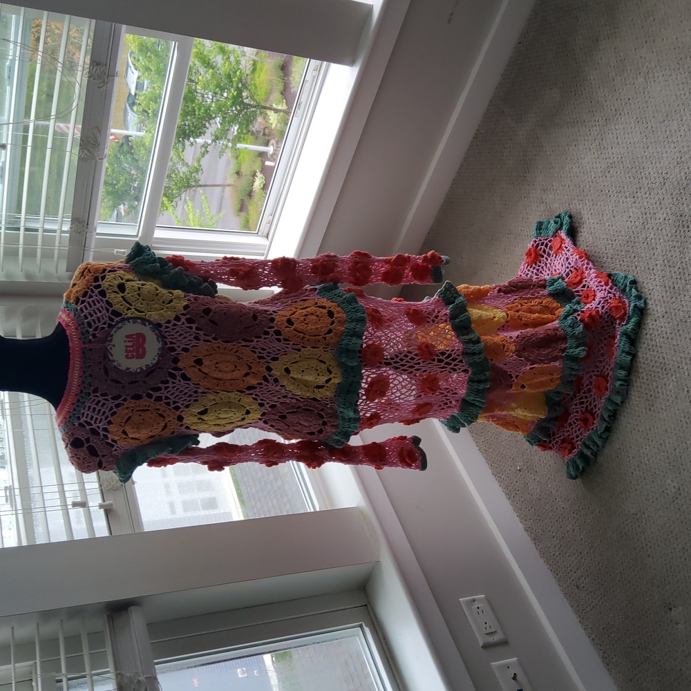 CeliaB Crochet Maxi Dress - Picture 10 of 16
